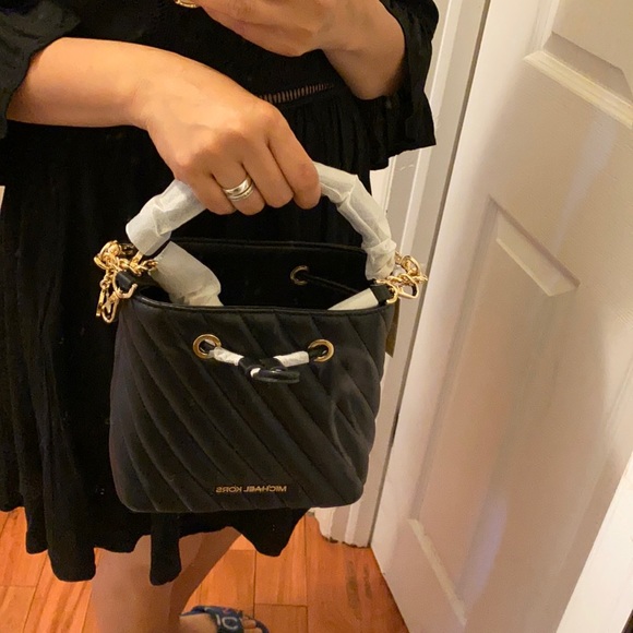 Mk Suri quilted bucket bag - Picture 8 of 9